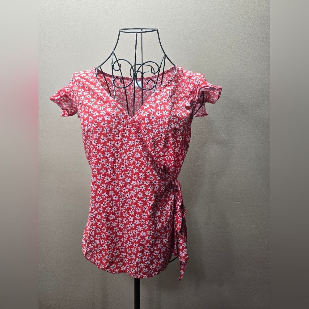 NWOT Old Navy Floral Red Wrap Top